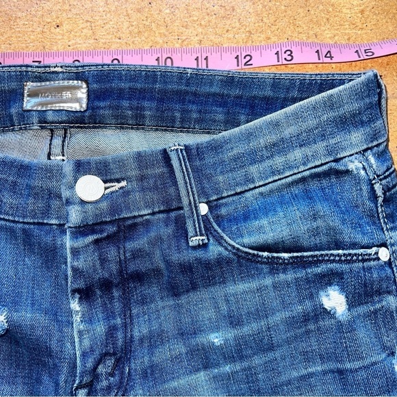 Mother The Looker Graffiti Girl very distressed jeans size 28 - Picture 9 of 16